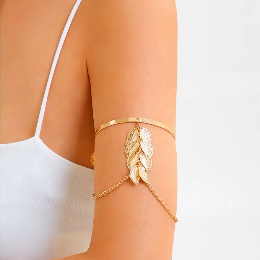 Fashion Jewelry boho Leaf charm and Arm cuff festival Decor chain NWT